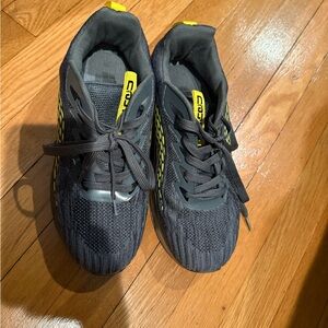 Mens Grey Sneakers W8.5